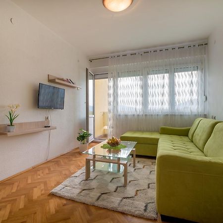 Apartman Andjela Τίβατ Εξωτερικό φωτογραφία