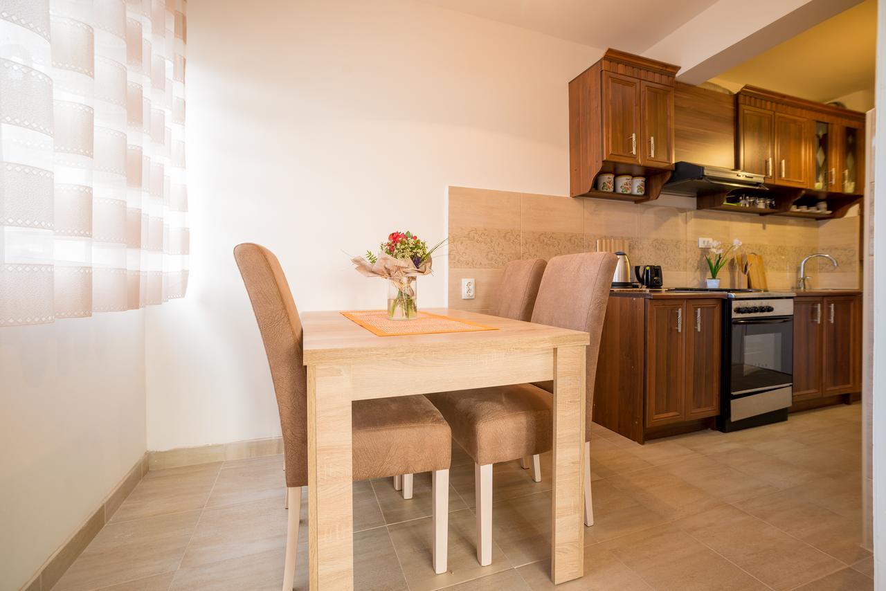 Apartman Andjela Τίβατ Εξωτερικό φωτογραφία